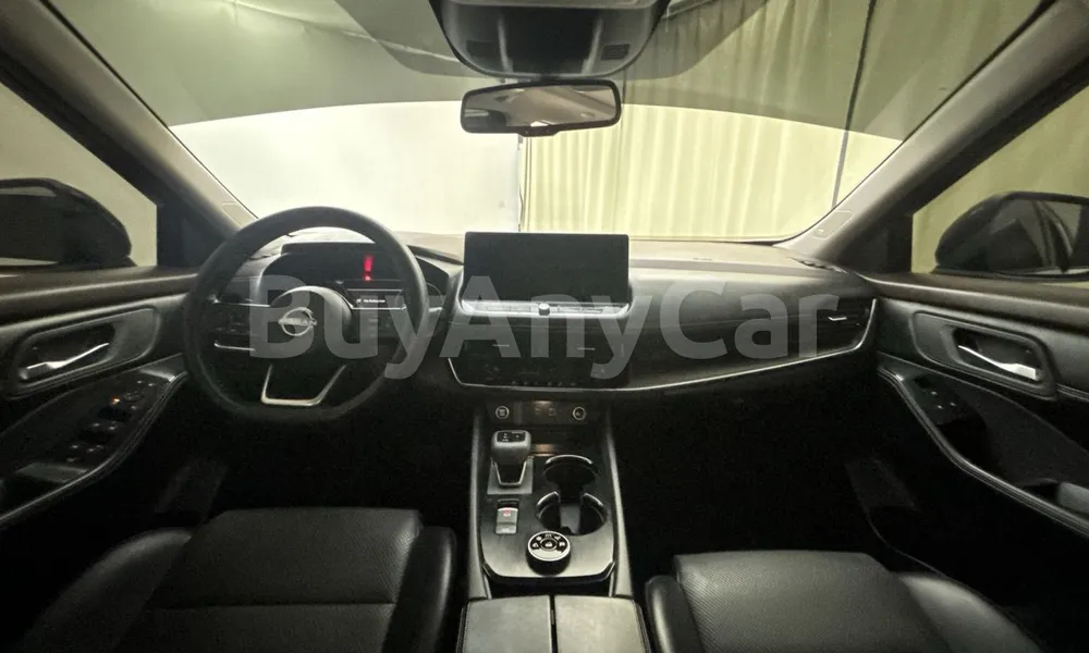 Vehicle photo 7