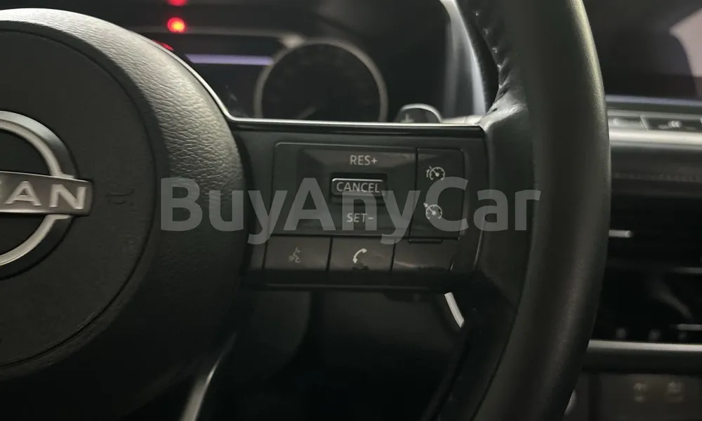 Vehicle photo 10