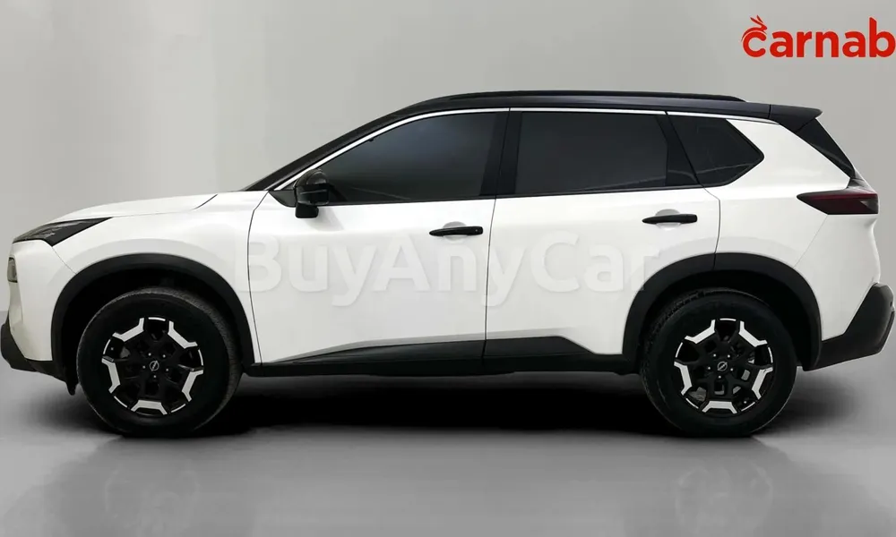 Vehicle photo 8