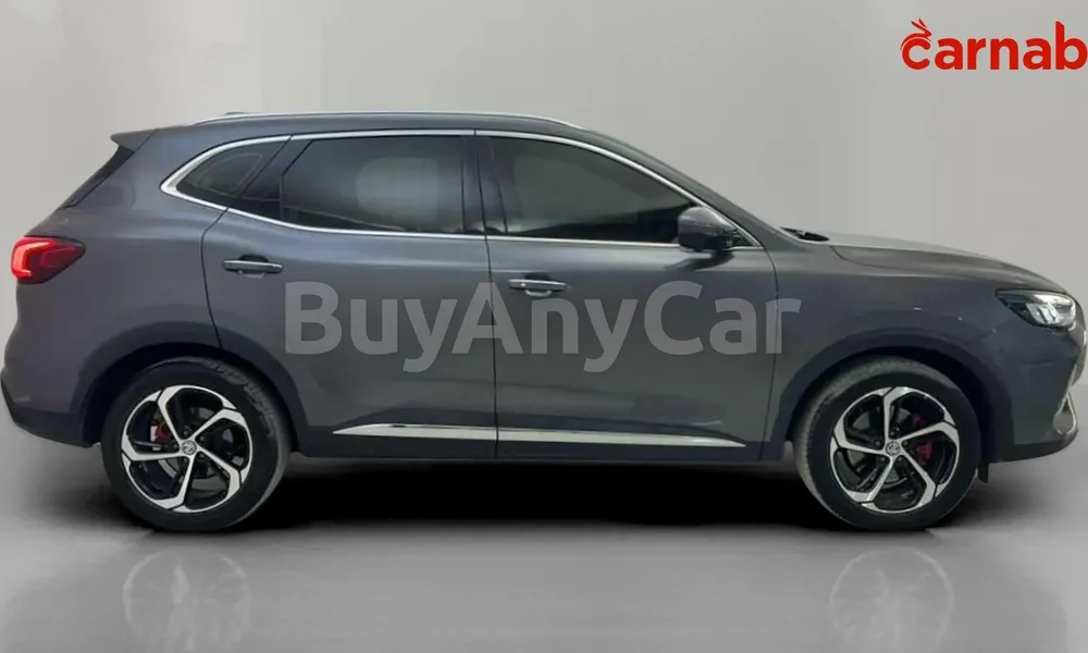 Vehicle photo 3