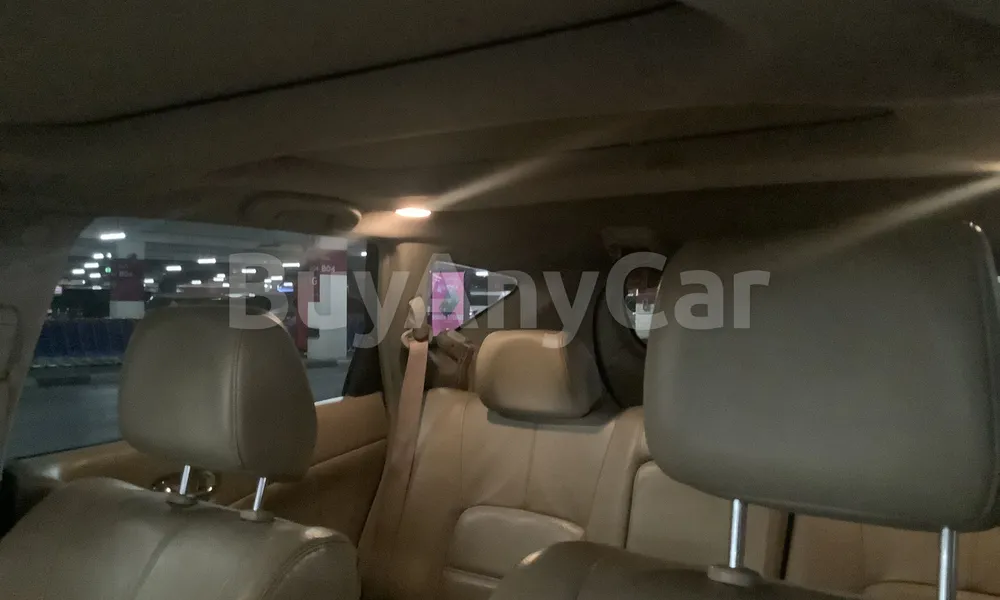 Vehicle photo 11