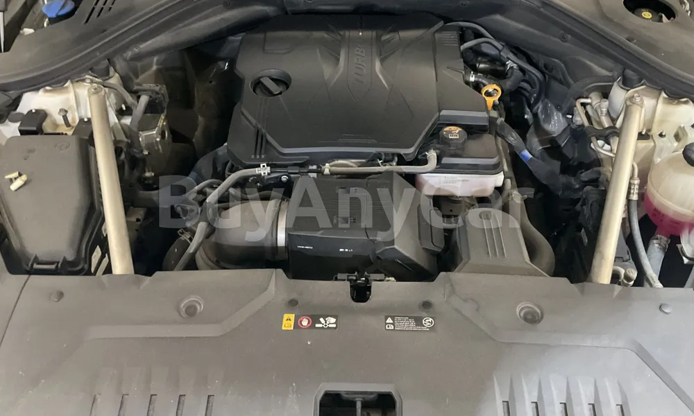 Vehicle photo 6