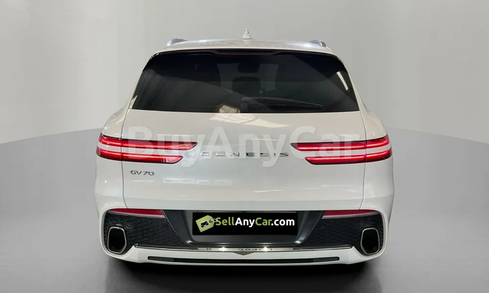 Vehicle photo 2