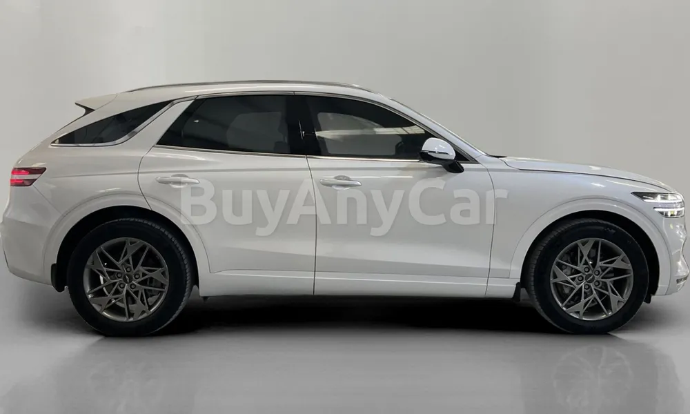 Vehicle photo 3