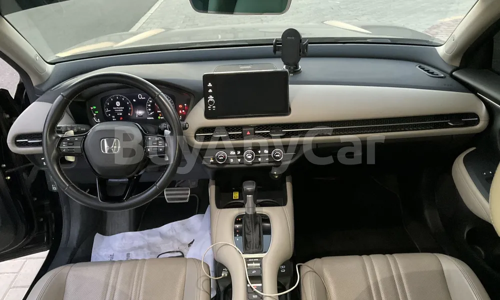 Vehicle photo 8