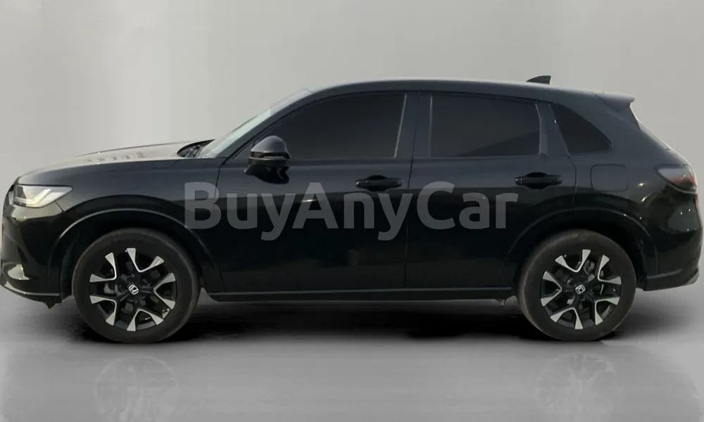 Vehicle photo 4