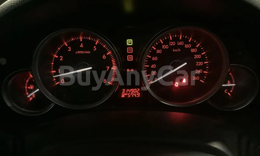 Vehicle photo 7