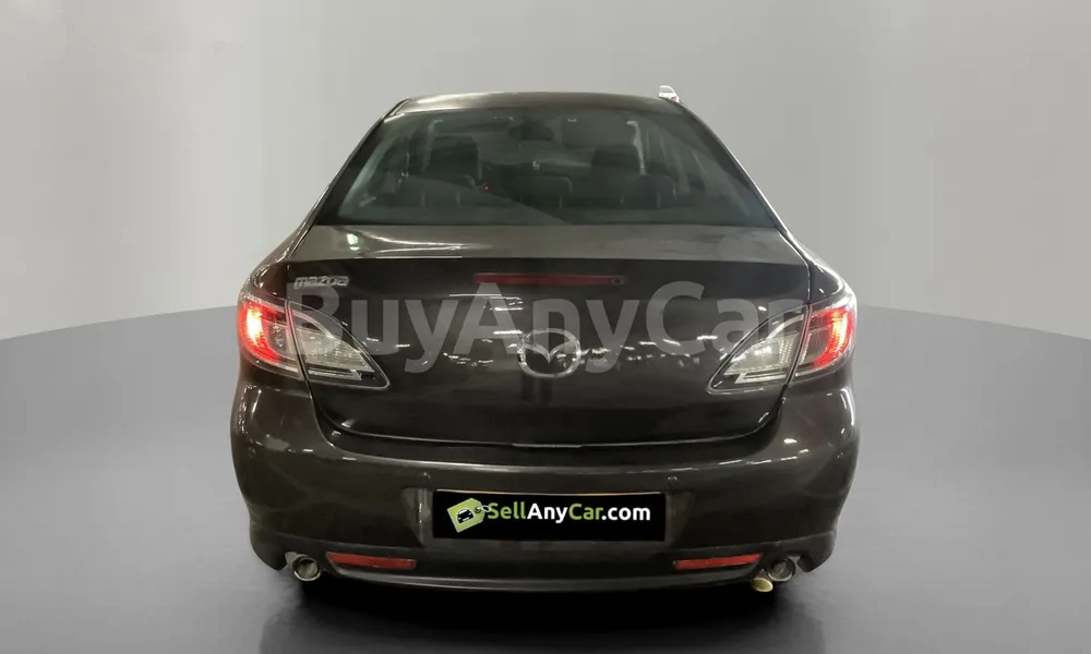 Vehicle photo 2