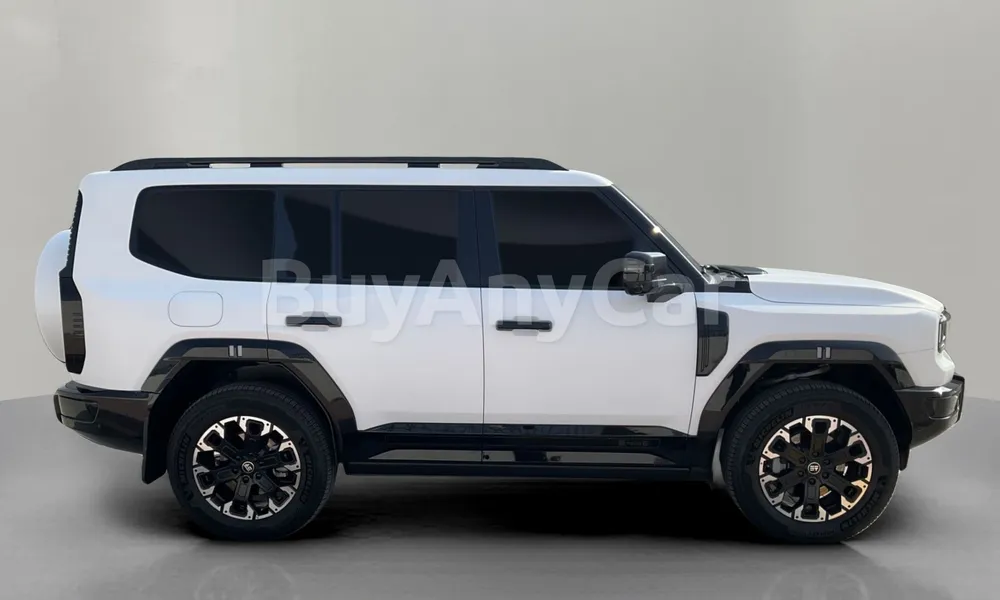 Vehicle photo 3