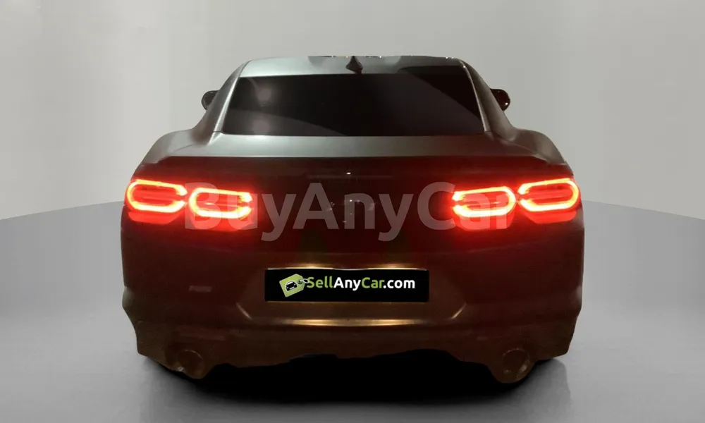 Vehicle photo 2