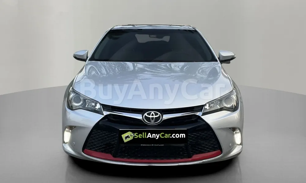 Vehicle photo 1