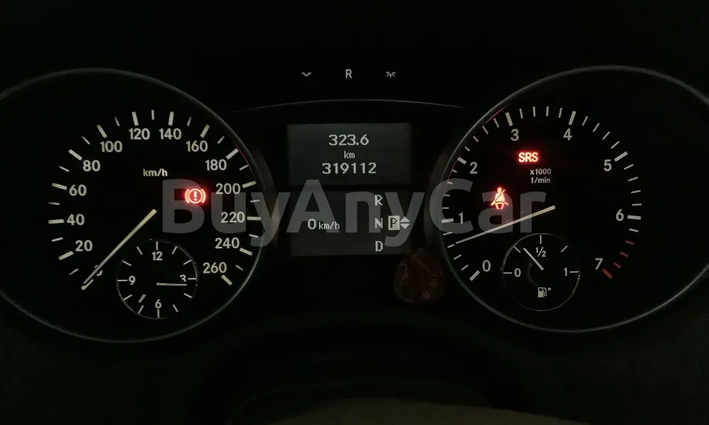 Vehicle photo 7