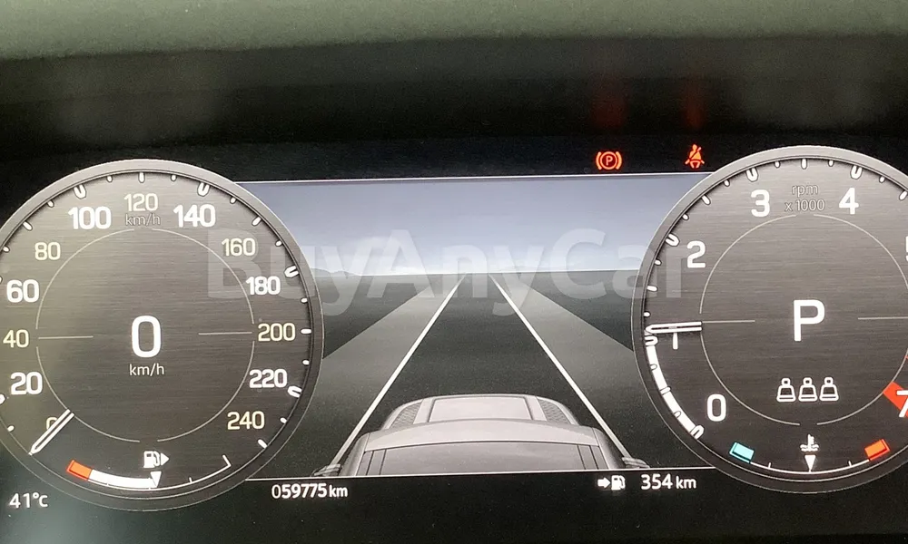 Vehicle photo 6