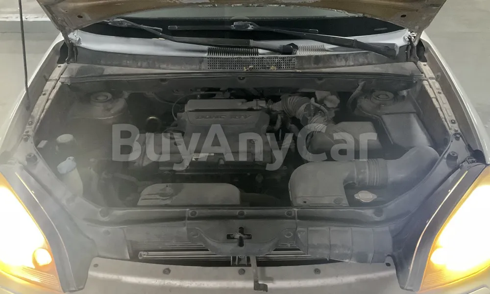 Vehicle photo 6