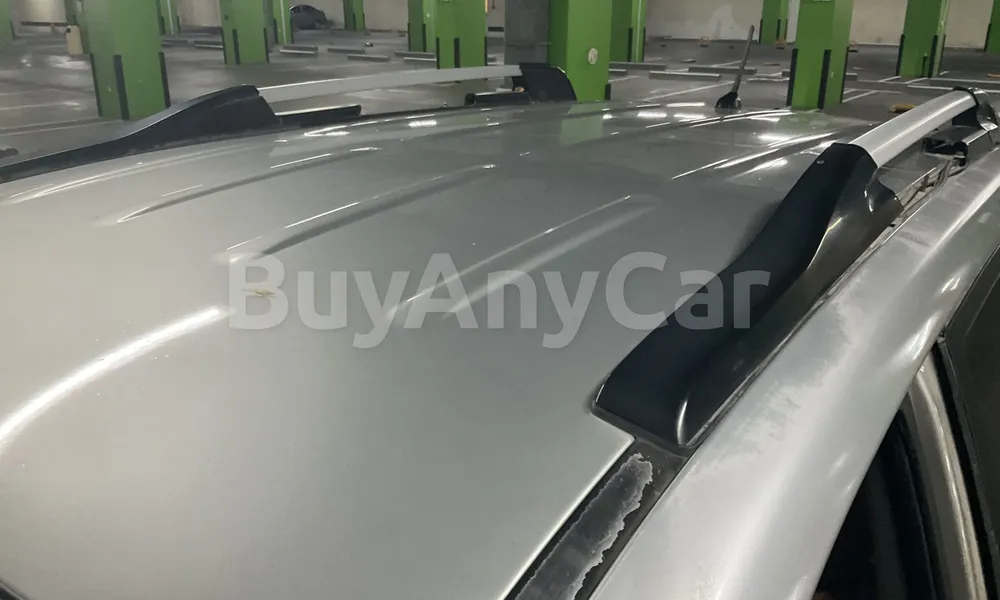 Vehicle photo 5