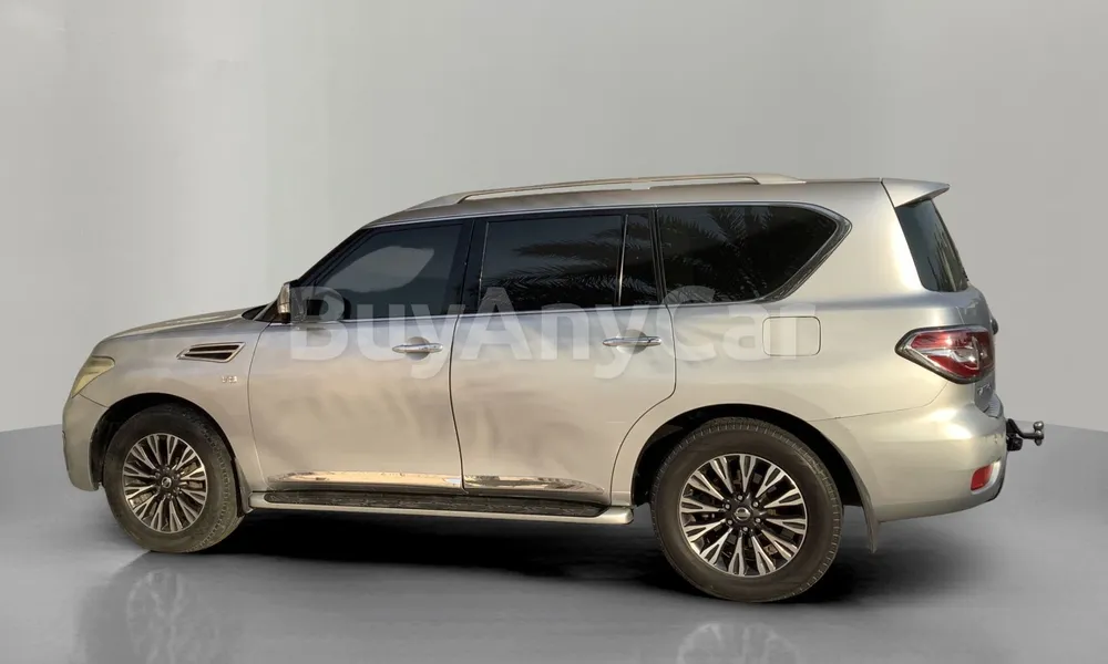 Vehicle photo 4