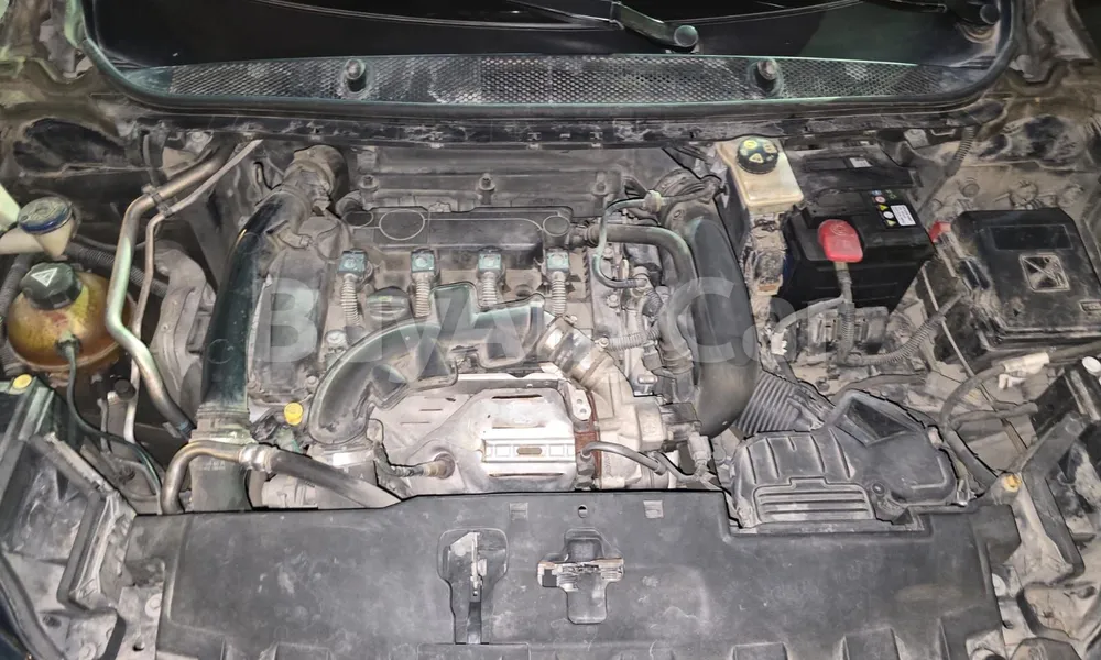 Vehicle photo 7