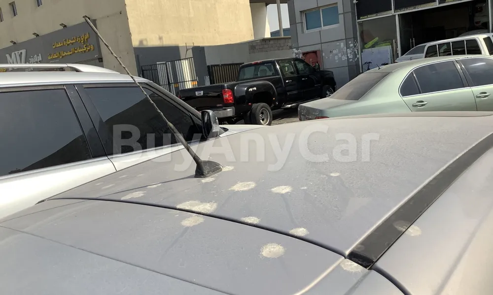 Vehicle photo 5