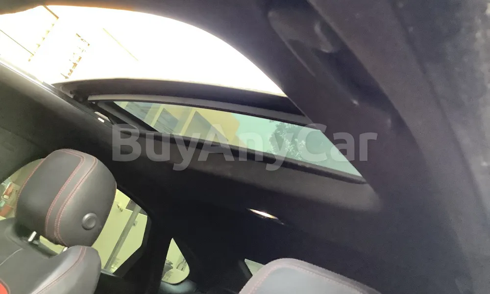 Vehicle photo 9