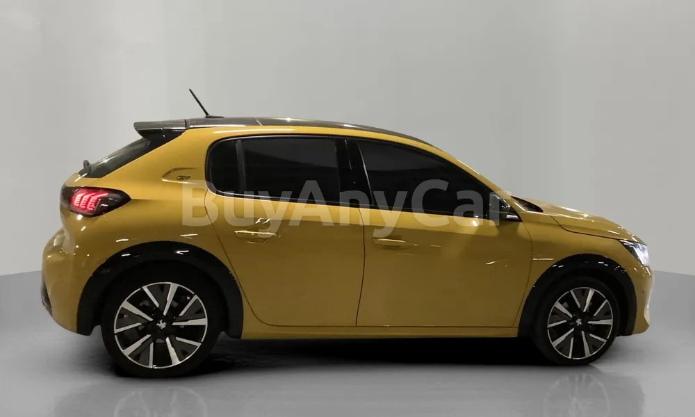 Vehicle photo 4