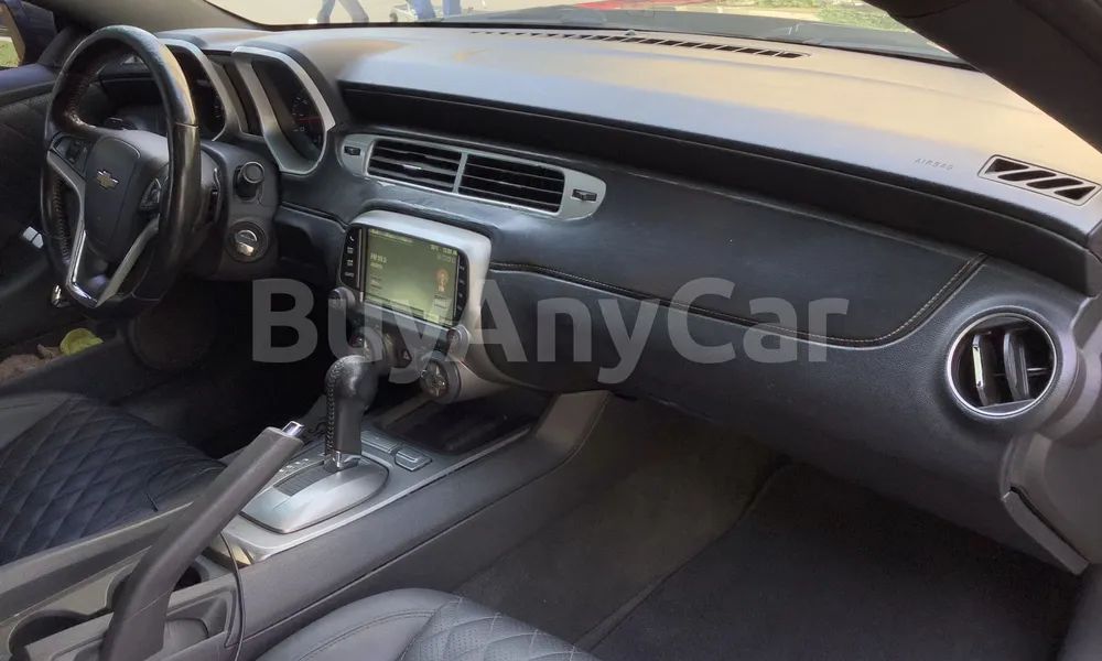 Vehicle photo 6