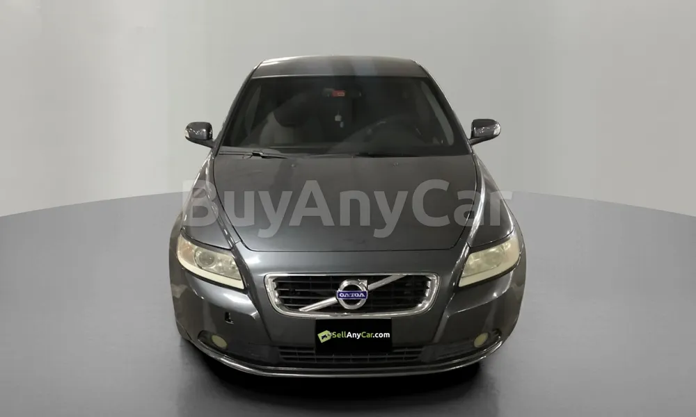 Vehicle photo 1