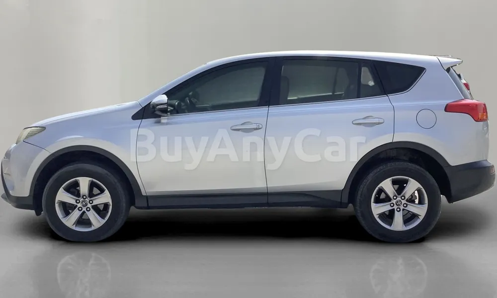 Vehicle photo 4