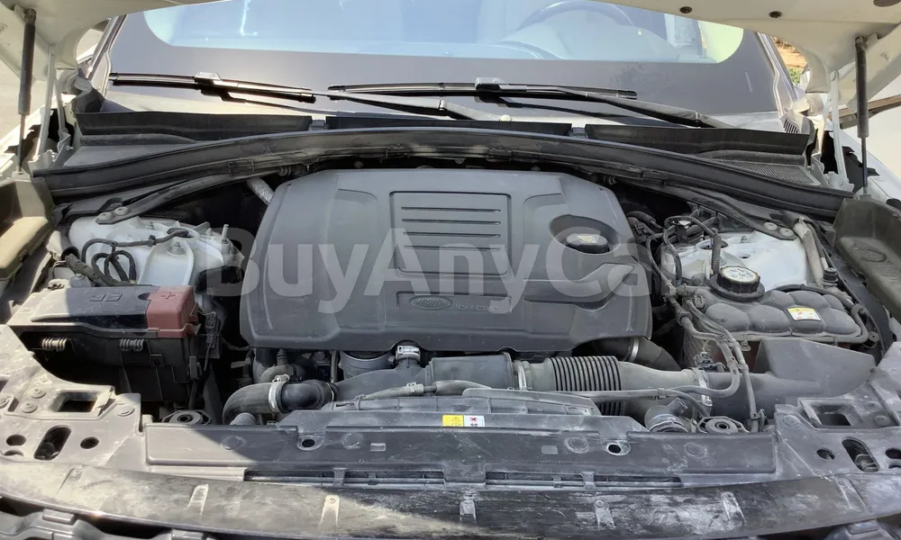 Vehicle photo 6