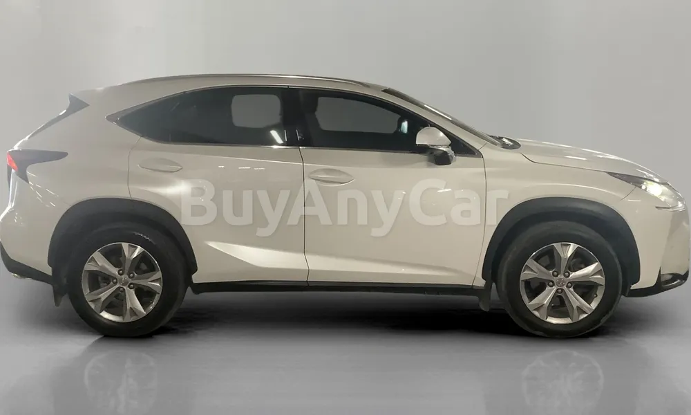 Vehicle photo 3