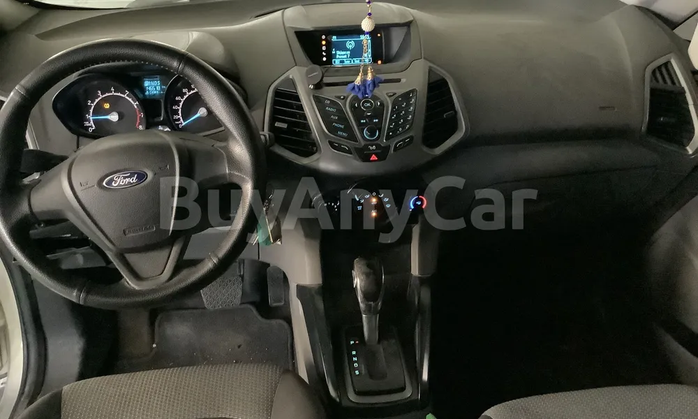 Vehicle photo 8