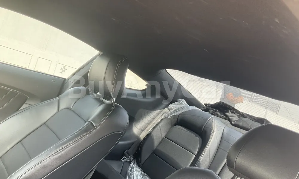 Vehicle photo 9