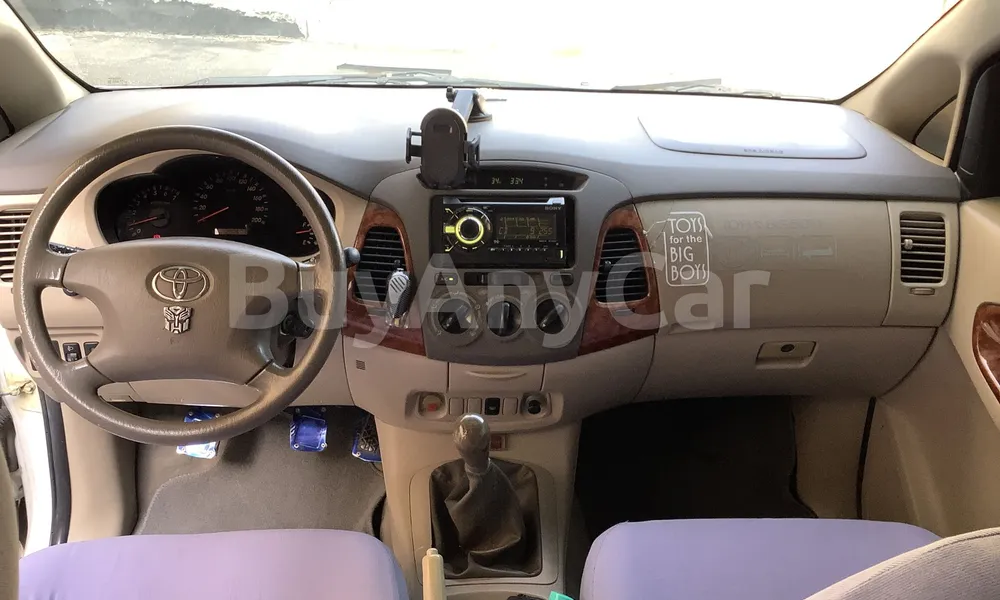 Vehicle photo 7
