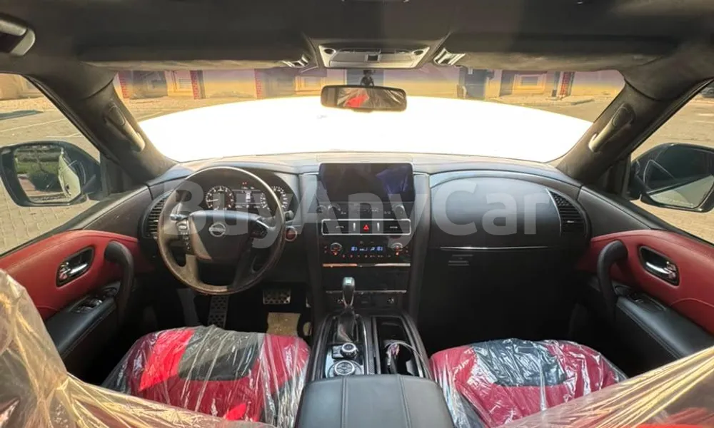 Vehicle photo 4