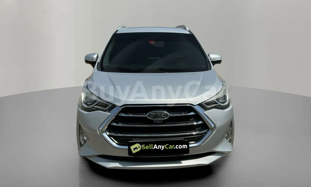 Vehicle photo 1