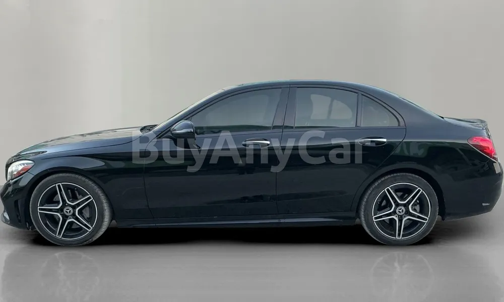 Vehicle photo 5