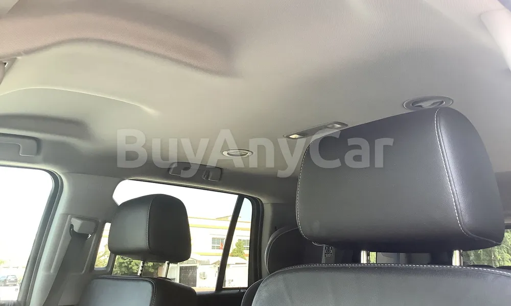 Vehicle photo 9