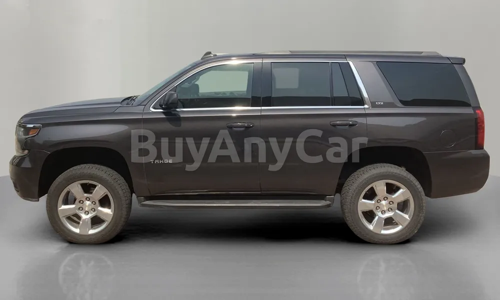 Vehicle photo 4