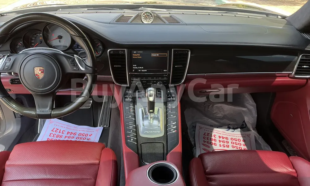 Vehicle photo 9