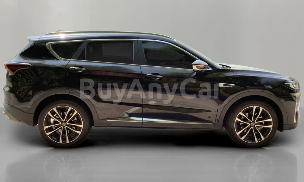 Vehicle photo 3
