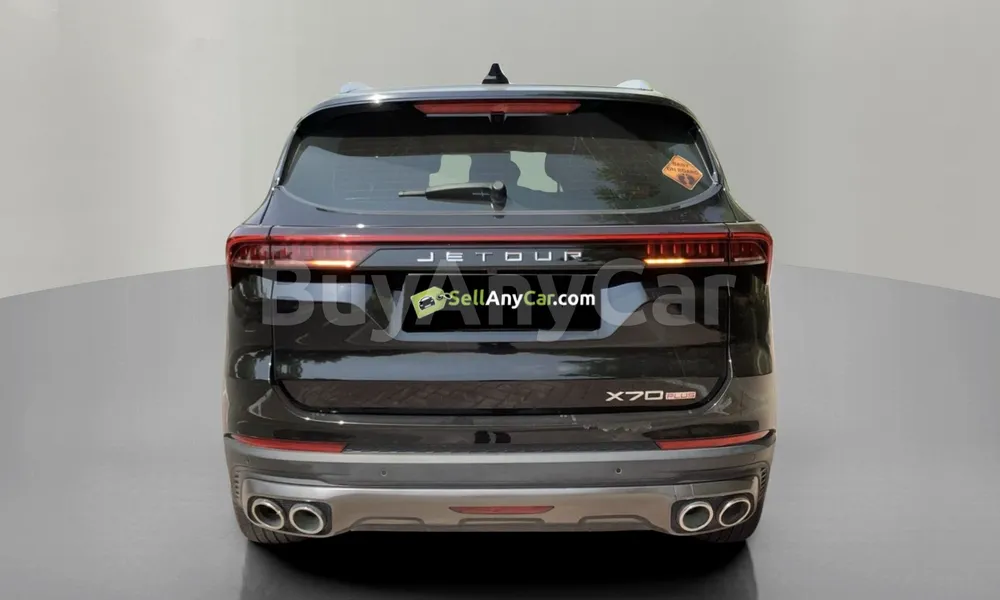 Vehicle photo 2