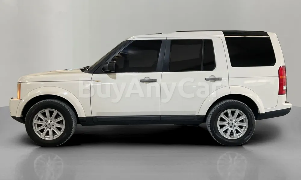 Vehicle photo 4