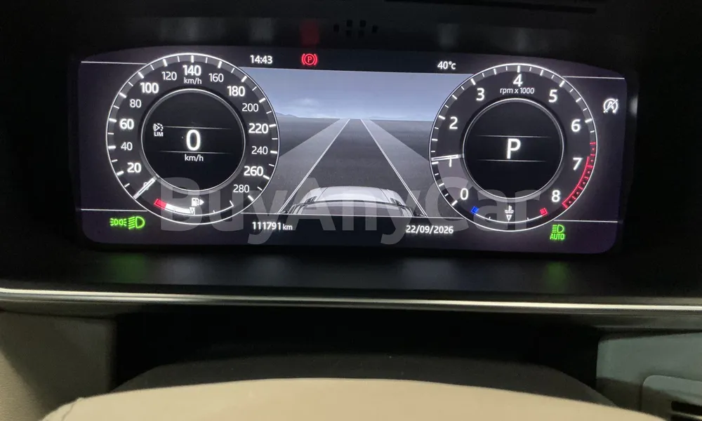 Vehicle photo 6