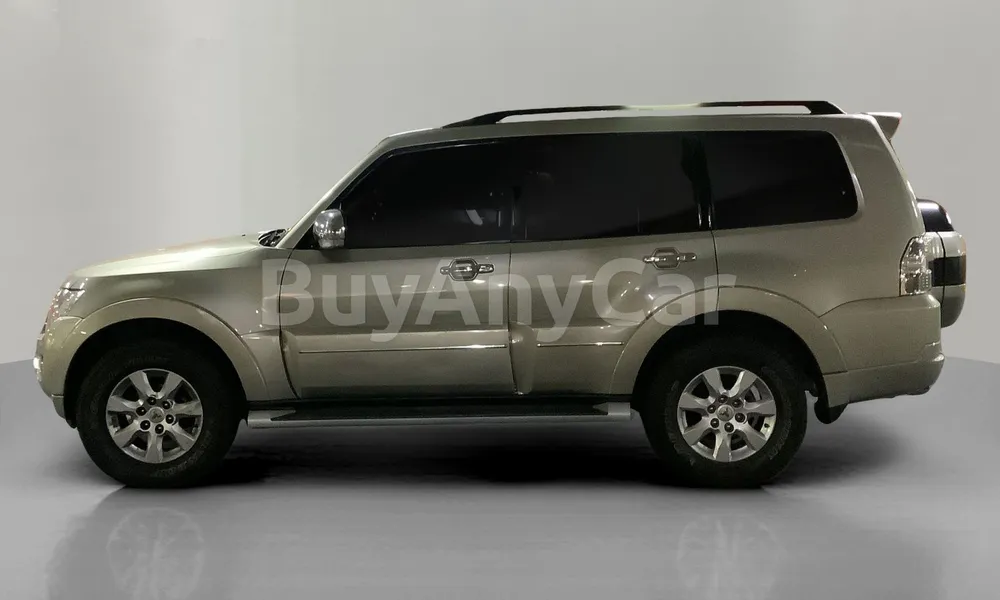 Vehicle photo 4