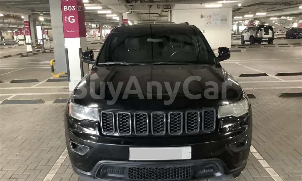 Vehicle photo 2