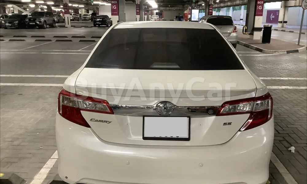 Vehicle photo 2