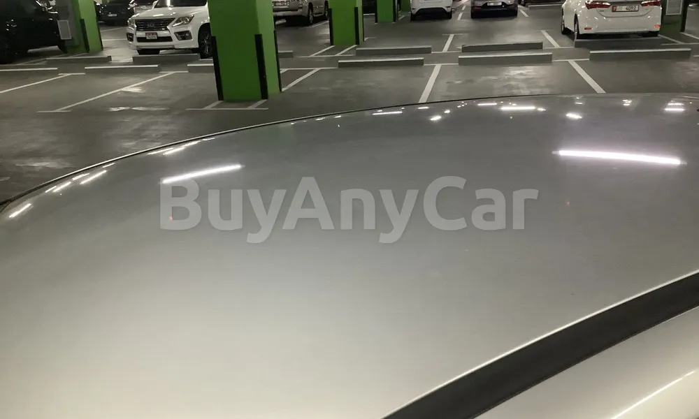 Vehicle photo 5