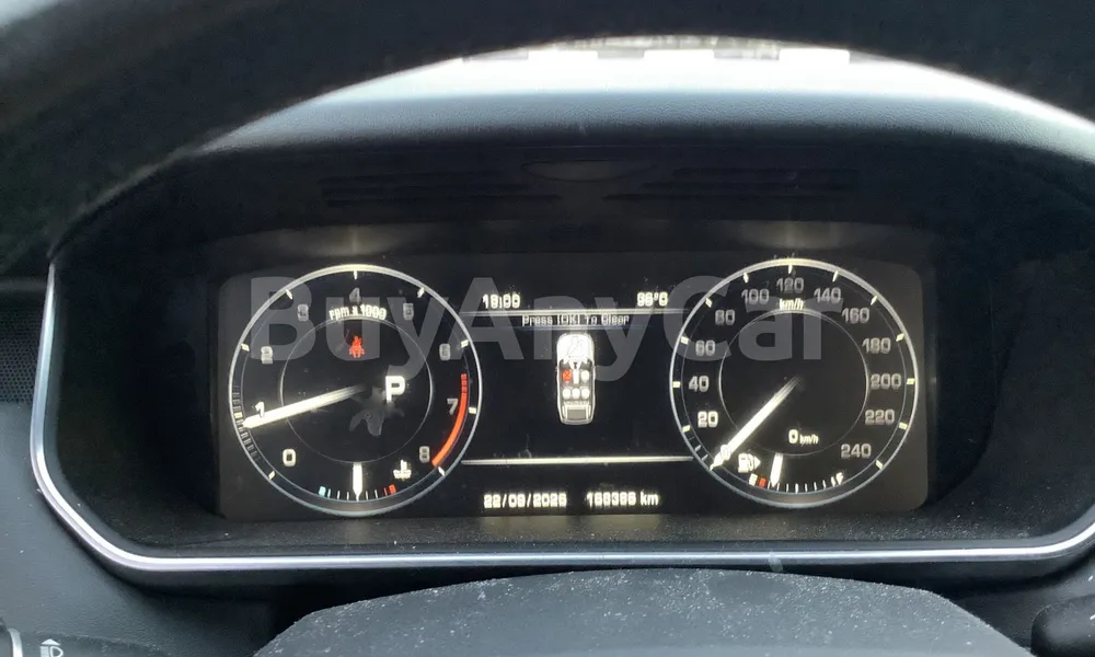 Vehicle photo 8