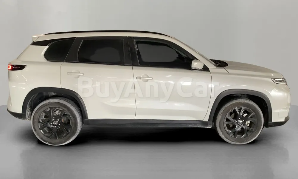 Vehicle photo 3