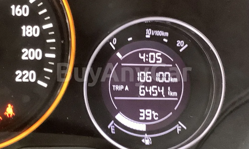 Vehicle photo 8