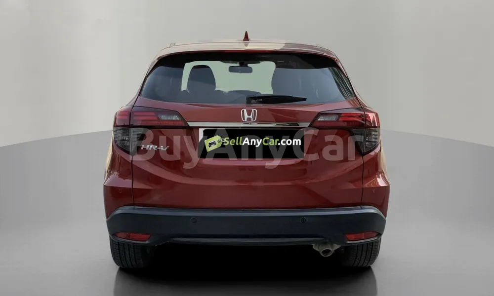 Vehicle photo 2